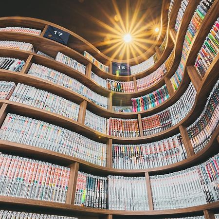 Quintessa Hotel Kokura Comic & Books Kitakyushu Ngoại thất bức ảnh