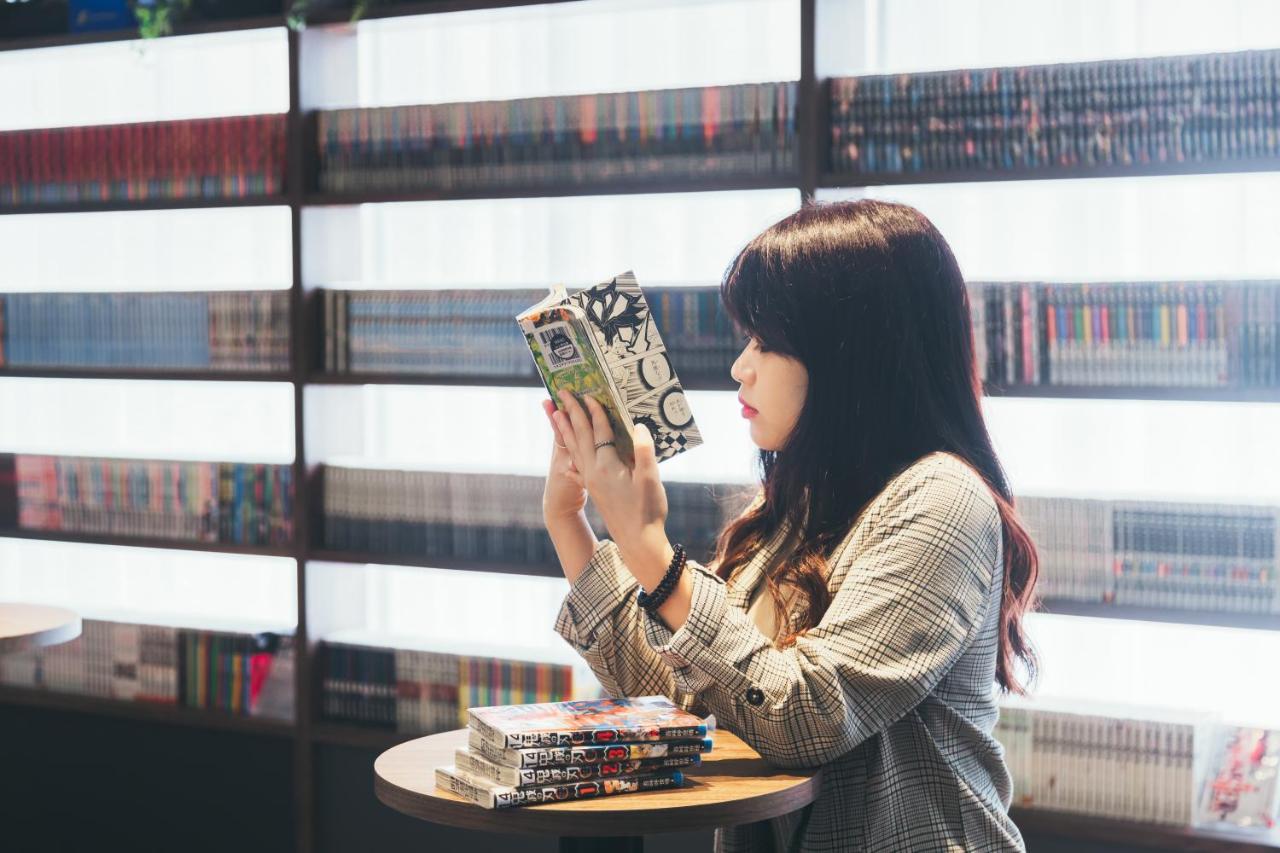 Quintessa Hotel Kokura Comic & Books Kitakyushu Ngoại thất bức ảnh